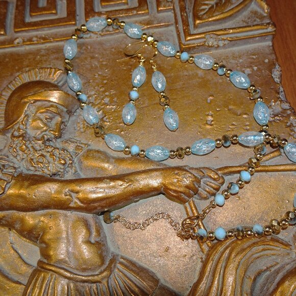 Heavenly handmade necklace/earring set in sky blue - two earring style options - Picture 10 of 11